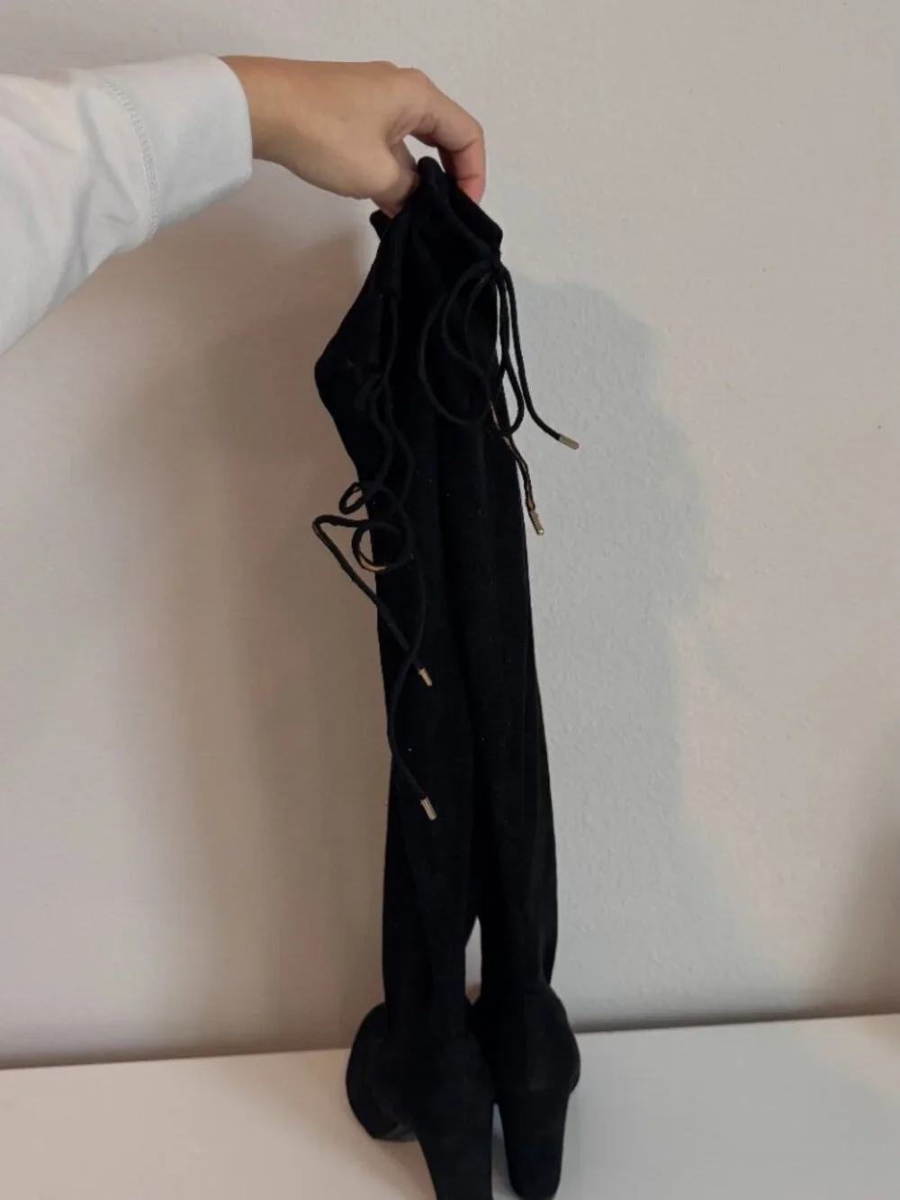 Bamboo Black Faux Suede Lace-Up Over-the-Knee Boots Size 6